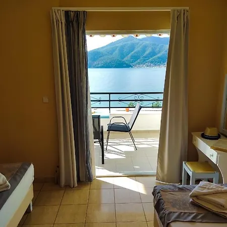 Celeste Golden Aparthotel