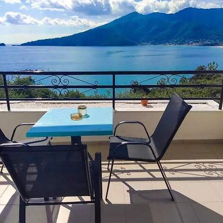 Aparthotel Celeste Golden 4*