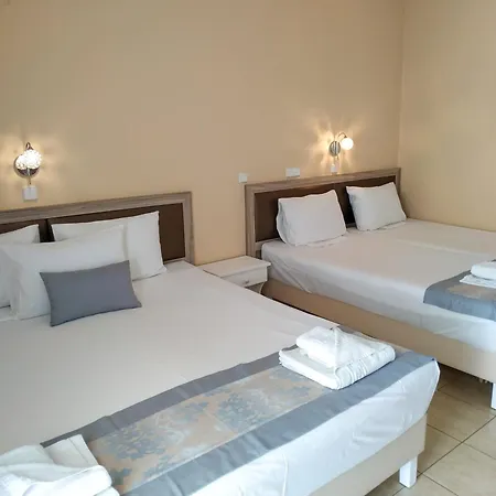 Celeste Deluxe Apartments 4*