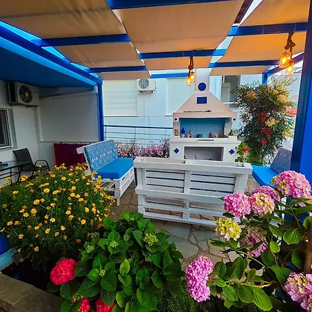 Celeste Apartments Aparthotel 4*
