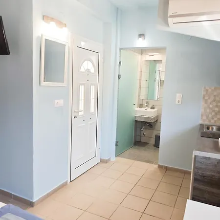 Celeste Apartments 4*