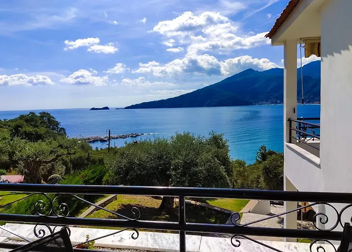 Celeste Golden Ξενοδοχείο με διαμερίσματα 4*