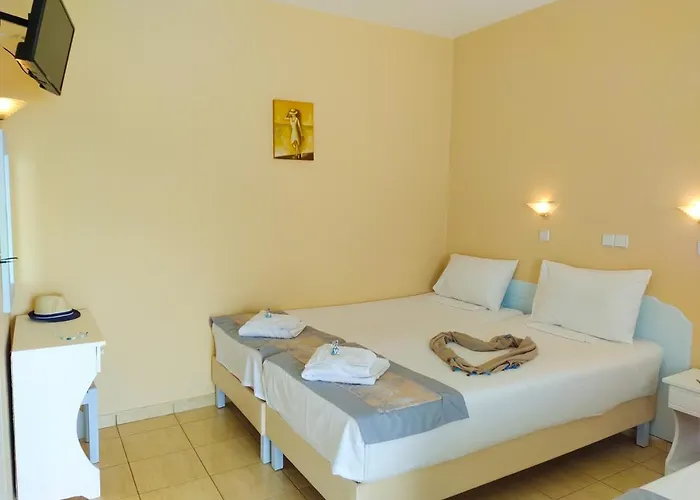 Ξενοδοχείο με διαμερίσματα Celeste Golden 4*